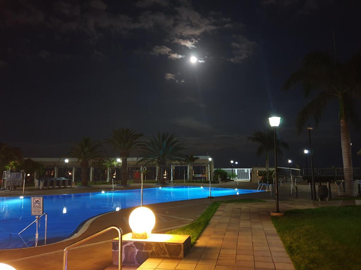 Apartamentos Playa Feliz プラヤ・デル・イングレス エクステリア 写真