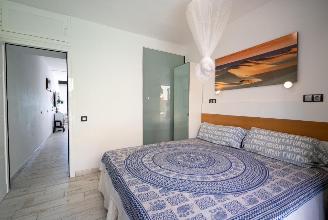 Apartamentos Playa Feliz プラヤ・デル・イングレス エクステリア 写真