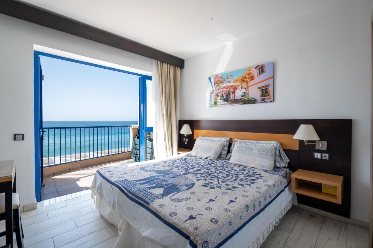Apartamentos Playa Feliz プラヤ・デル・イングレス エクステリア 写真