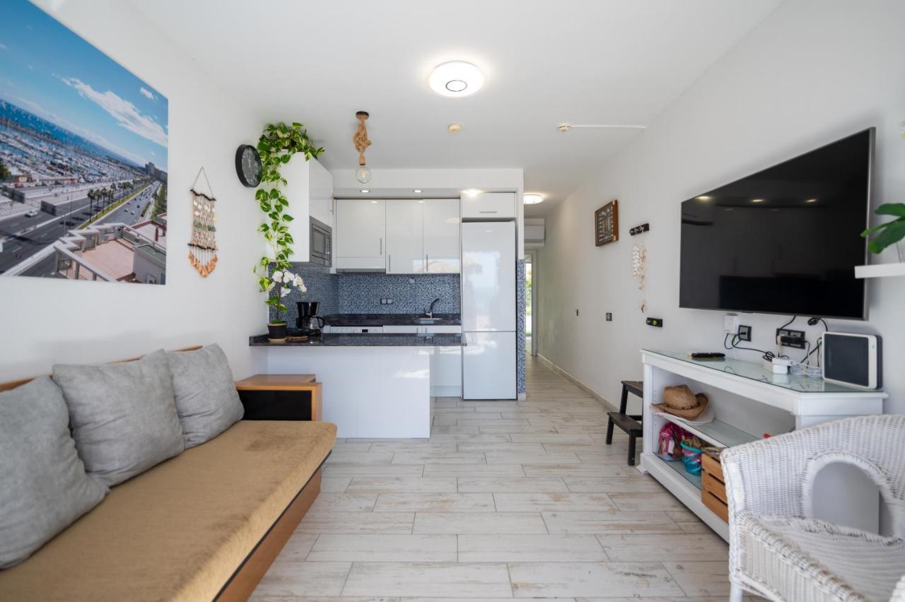 Apartamentos Playa Feliz プラヤ・デル・イングレス エクステリア 写真