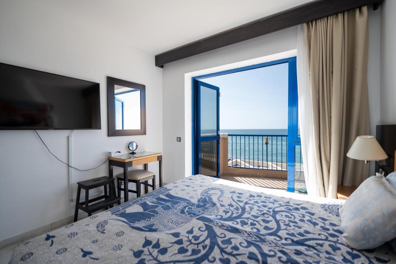 Apartamentos Playa Feliz プラヤ・デル・イングレス エクステリア 写真
